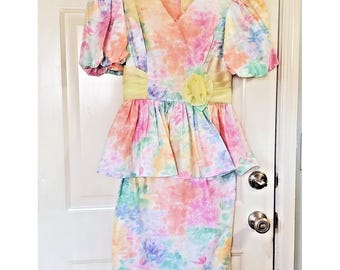 Vtg 80s SM Polished Cotton Floral Pastel Dress Cottage Core Puff Sleeves Peplum