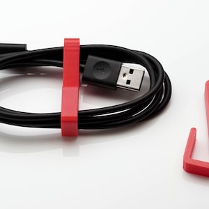 5 Cable Cord Holders for a Tidier Space --&gt; Wrangle That Mess and Say Bye-Bye Cable Clutter!