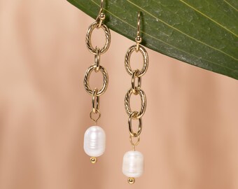 Vintage Chain Pearl Earring | Gold Hammered Link | Dainty Drop Dangle | Pair with Fish Hook | Elegant Minimal | Lobe Ear Wear