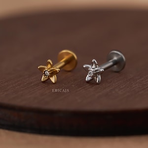 Tiny flower helix earring, helix stud, cartilage earring, helix piercing, nap earrings, flatback earrings, flat back studs, tragus earrings