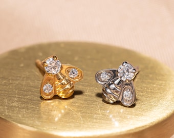 Honey Bee CZ Stud | G23 Titanium Flat Back Earrings | Gold Silver Pair | Helix Lobe Cartilage | Insect Nature Minimalist Piercing Jewelry