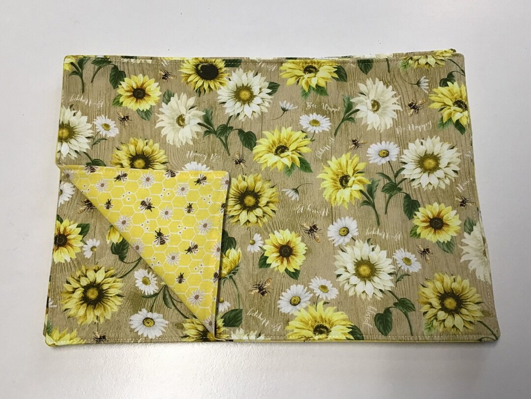 Bee Happy Sunflower Placemats - Set of 4, Reversible Placemats, Floral ...
