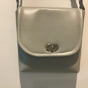 Grey Leather Crossbody Purse, Grey Crossbody, Small Crossbody, Gifts for Her, Travel Purse, Grey Vegan Leather Purse