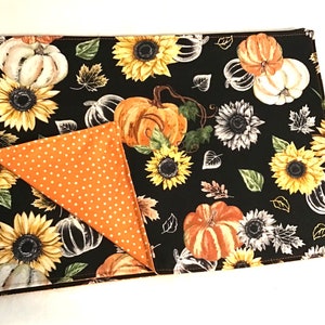 Fall Botanical Placemats, Pumpkin Decorations, Fall Table Decor, Fall Placemats, Fall Home Decorations, Gifts for Her, Pumpkin Garden Design