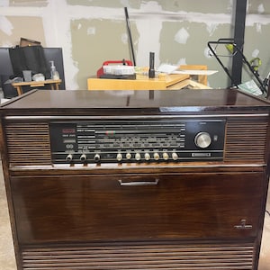 1960’s Grundig Console w/Bluetooth