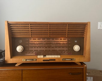 1960’s Grundig Tabletop Radio with Bluetooth