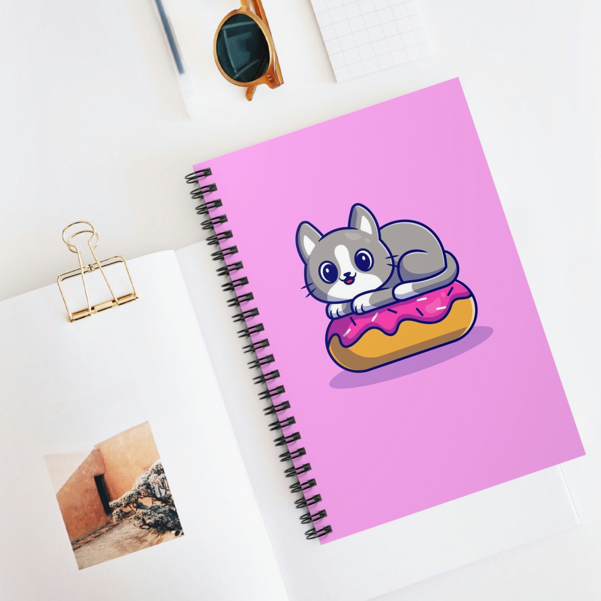 Cat Sketchbook: Cute Sketchbook: Cute Cats Kawaii sketchbook for kids: 120  Pages of 8.5x11 Large Blank Paper For Drawing, Sketching & Crayon