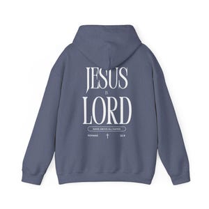 Sudadera con capucha y versículo bíblico "Jesús es el Señor" (Romanos 10:9) para hombre imagen 7