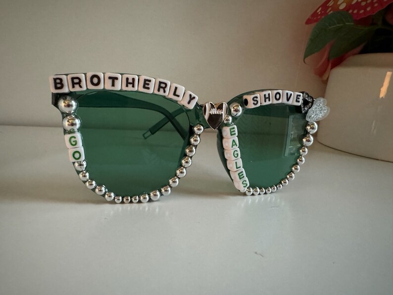 Philadelphia Football Green Oversized Round Sunglasses, Philly Tailgate