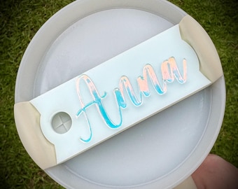 Adornos para tarta Stanley Quencher personalizados iridiscentes en colores pastel (dos tamaños)