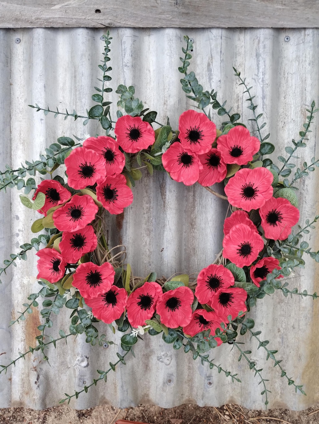 ANZAC Day Poppy Wreath - Handmade Remembrance Wreath - Delivery in ...