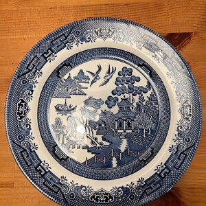 Vintage Churchill Blue Willow Dinner Plate