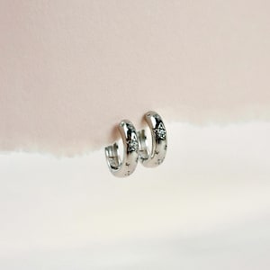 Star Silver Hoop Earrings, Small Silver Huggie, 925 Sterling Silver Hoops, Celestial Earrings, Dainty Silver Hoops, Ear stack, White gold