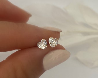 Diamond CZ Heart Stud Earrings, 925 Sterling Silver Gold Cubic Stud 5mm, 4mm, 3mm, Simple Stud, Helix Stud, Cartilage Stud, Gift for Mum