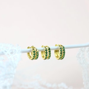 Green Stone Huggie Hoop Earrings, Dainty Small Hoop Earrings, Minimalist Hoop Earring, Dainty Sterling Silver Hoop Earrings, Helix