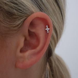 16G Flat back Helix Stud Earrings, Tiny Clover Piercing, 925 Sterling Silver with 18k gold plated, Conch earrings, Cartilage stud, 1 piece