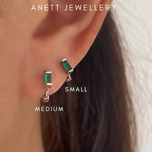 Tiny Emerald Baguette Stud Hoops SILVER, Helix Silver Earrings, Cartilage Earrings, Tiny Small Silver hoops, Dainty Silver hoops, Minimalist