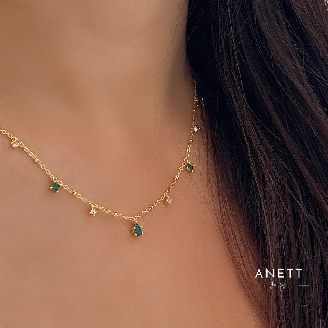 Sophia - Embellished Stone Floral Neckchain - Emerald Green
