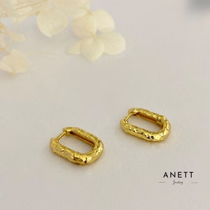 Hammered Gold Rectangle Hoop Earring, Everyday Hoops, Textured Gold Hoop, Shiny gold hoops, 925 Sterling Silver 18k Gold Plated, Basic Hoop