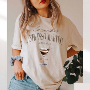 Custom espresso martini lover, personalised bachelorette party shirt, cute drinking shirt, martini crewneck tshirt, funny drinking crewneck