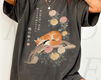 Camiseta con gráfico de zorro retro, camiseta japonesa con animales, regalo para amantes de los zorros con temática cottagecore, camiseta botánica, camiseta vintage con arte japonés, ropa urbana asiática