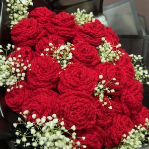 Crochet rose bouquet