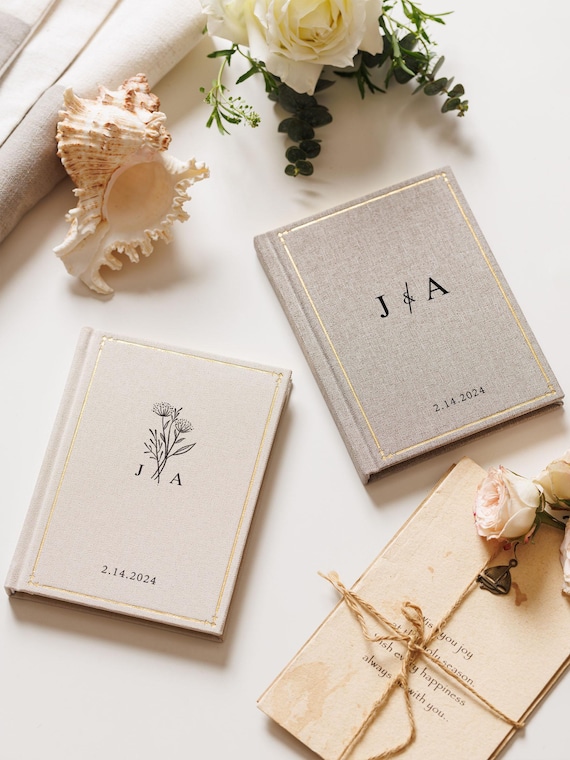 Custom linen vow books set of 2, couple engagement gift for lovers, wedding ceremony vow booklets and luxury speech notebook for bride