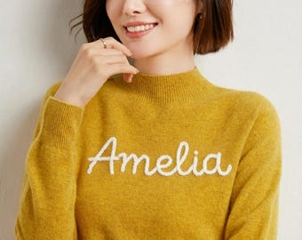 Pull en laine mérinos brodé personnalisé, pull prénom personnalisé pour femme, cadeau tricot de luxe à col cheminée