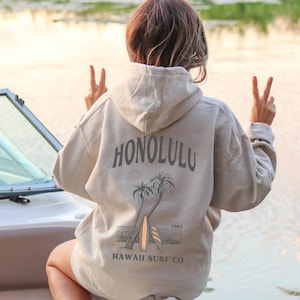 Hawaii Honolulu Hoodie, Aloha State Sweatshirt, Y2K Hoody, Vintage Surf Jumper, Granola Girl Aesthetic Tee, Oversize graphic Xmas Hoodie,