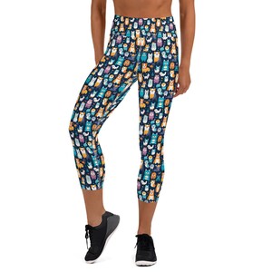 Dogs Yoga Capri Leggings