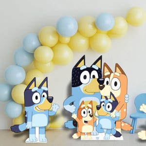 Décorations officielles Bluey Cardboard Cutouts pour la famille Heeler sous licence (personnage au choix, y compris Bingo et Voiture)