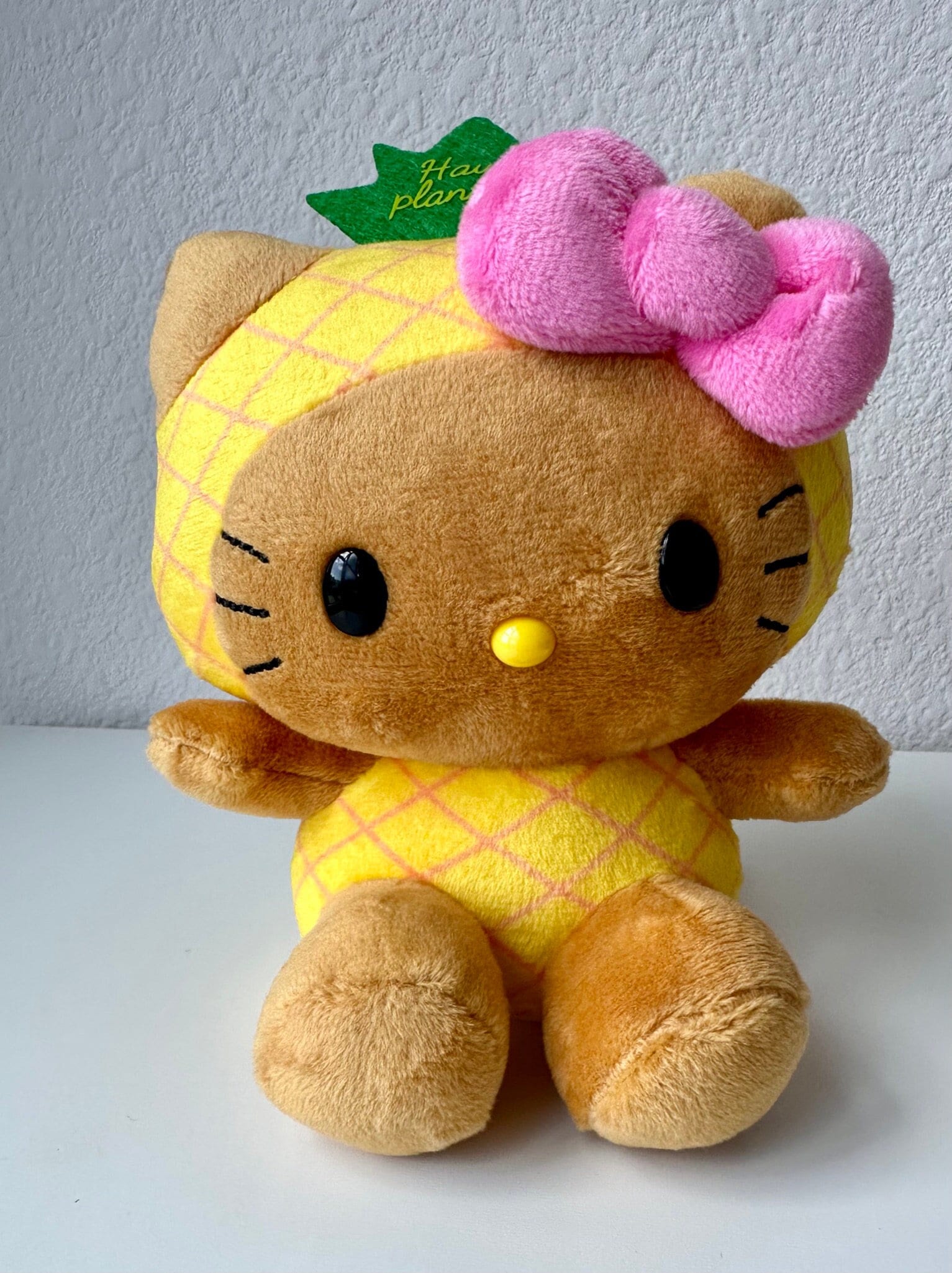 Hello Kitty® Plush 6 - Pineapple