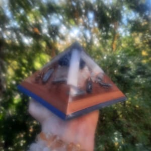 Blue crystals, Selenite, clear quartz eight sided Giza pyramid grounded with copper, atomized metals, atomized crystals