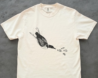 Maglietta Bird Diver - Maglietta grafica con strolaga maggiore, Natura, fauna selvatica, regalo per gli amanti degli strolaga maggiore, Maglietta da esterno con linea minimalista di animali, Maglietta con uccello subacqueo