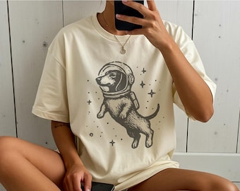 Comfort Colors Dackel Astronaut Shirt - Space Doxie Tee, Dackel Galaxie Liebhaber Geschenk, Retro Dackel Vintage T-Shirt