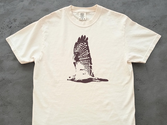 Falcon Silhouette Shirt: Red-Tailed Hawk – Red-Shouldered Hawk – Minimalist Bird Tee for Raptor Fans, Bird Lovers and Nature Gifts