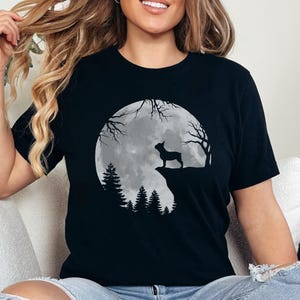 French Bulldog Dog And Moon Shirt Halloween Costume T-Shirt - Gift for Dog Lovers - Funny Dog - Frenchie Lovers - Father&#39;s Day Gift Bulldog