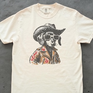 Western Dachshund Shirt Cowboy Doxie Tee Vintage Weenie T Shirt Wild West Dachshund Tshirt Country Doxie Dog Ranch Style Gift Doxie Mom Dad