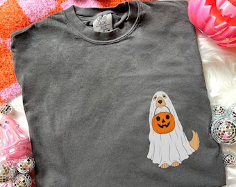 Comfort Colors® Golden Retriever Halloween Shirt, Goldie Dog Lover Halloween, Spooky Golden Retriever, Dog Mom Fall, Trick or Treat Cute Dog