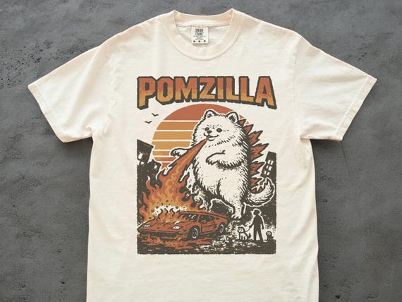 Funny Pomeranian Godzilla Shirt – Vintage Comic Monster Pom Tee, Weird Fire-Breathing Dog T-Shirt for Pom Mom, Dad or Dog Lovers