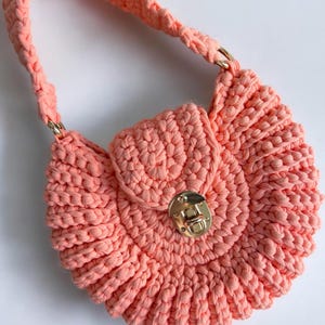 Sac Rond Couleur Corail au Crochet, Pochette Rose Pêche Élégante, Sac à Main Pour Tous les Jours, Sac Boho, Cadeau Fait Main pour Femmes