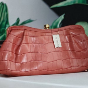 Elegante conjunto de bolso de mano y collar de cuero en rosa suave, bolso de mano pequeño de Banana Republic para boda, bolso de noche vintage de cuero para invitados a bodas.