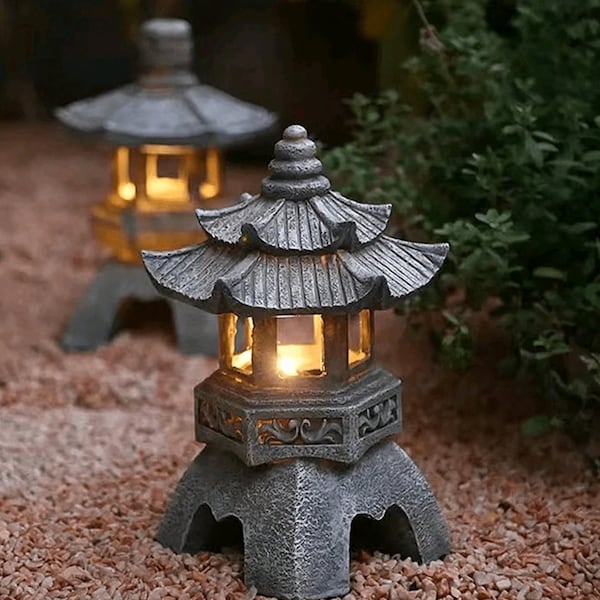 Linterna LED Solar de Pagoda para jardín, estatua de luz para exteriores, lámpara decorativa de resina japonesa para paisajismo, adorno para balcón y jardín