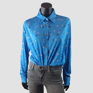 Blusa azul estampada estilo anos 80, camisa vintage retrô com estampa, blusa estampada, tamanho UK16, US12, EU44