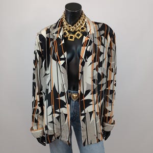 Vintage übergroße Bluse, Vintage leichter Blazer, Blazer aus Seidenmischung, Retro-Outfit, Designer Italian Chic, Schulterpolster Dramatik, 80er Jahre Maximalist