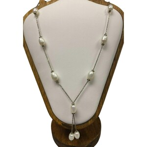 Vintage Silver Tone Faux Pearl Lariat Necklace With Dangling Beads