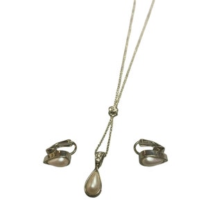 Vintage Signed Avon Faux Pearl Teardrop Necklace & Clip-On Earrings Set