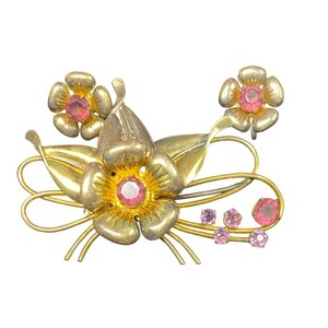 Vintage signed CM Curtman Co. 12K Gold filled Floral Brooch and Screw-On Earrings Set With Pink Rhinestones