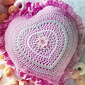 Crochet Heart Lace Doily Pattern Flower Victorian Doily Crochet Valentines Day Gift Heart Vintage Accessories Floral Pillow Cover Crochet
