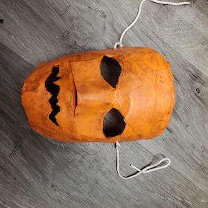 Halloween Mask escape style